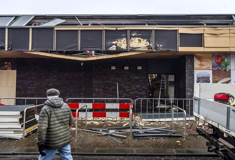 Netherlands: Possibly explosive again found at Polish shop in Beverwijk