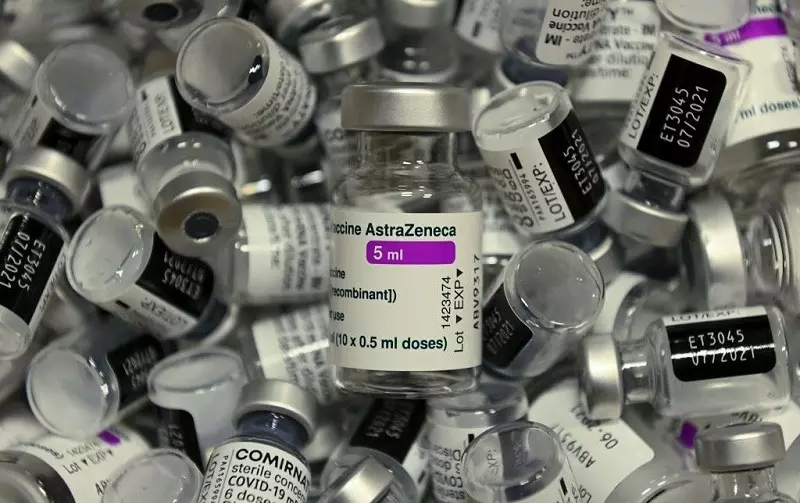 Mieszanie szczepionek Pfizer i AstraZeneca "daje wysokie stężenia przeciwciał"
