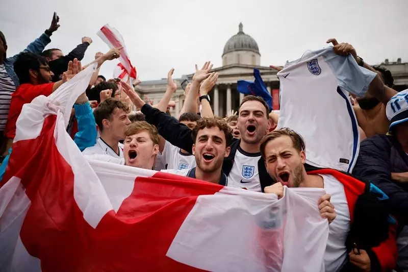 England fans urged not to travel to Rome 