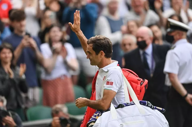 Roger Federer’s Wimbledon meltdown turns the when question to how soon