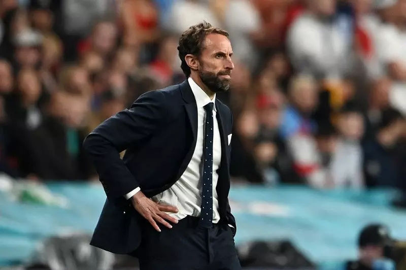 Gareth Southgate says it's too soon to sign new England deal