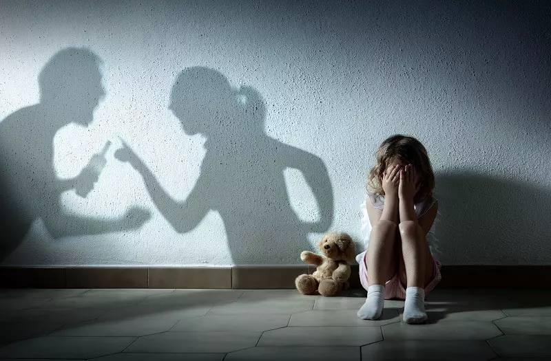 Polska chce rozszerzyć zakaz zbliżania się do ofiar przemocy domowej