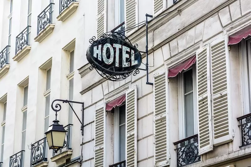 Paryż: Aż 70 proc. niezależnych hoteli grozi zamknięcie