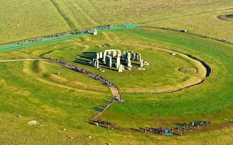 Media w UK: Stonehenge i Edynburg mogą zniknąć z listy UNESCO