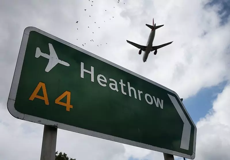 Władze Heathrow apelują do rządu o otwarcie granic dla zaszczepionych z UE i USA