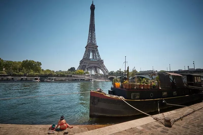Władze Paryża chcą kąpielisk nad Sekwaną