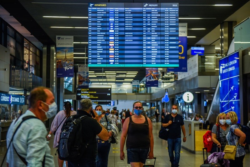 Polska trafi na "zieloną listę"? Decyzja już na początku sierpnia