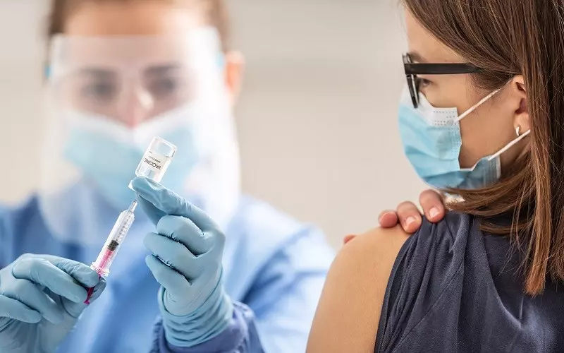 Irlandia: Dzieci w wieku 12-15 lat będą szczepione przeciw Covid-19