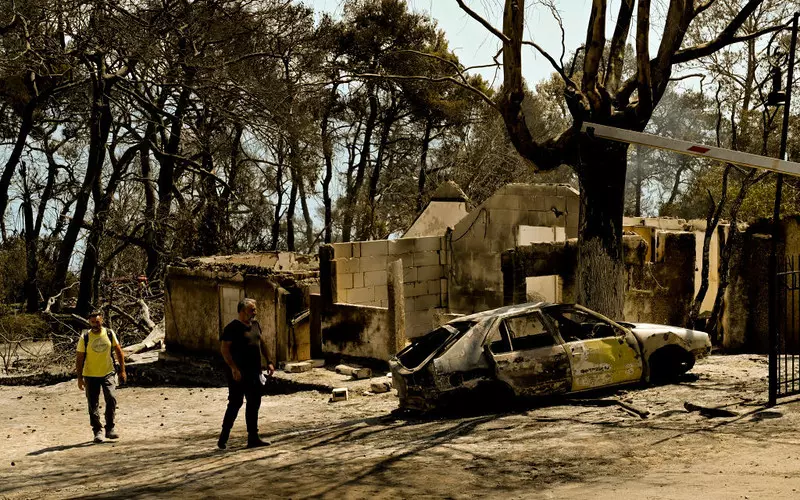 Grecja: Największe od ponad 30 lat upały. Płoną lasy i domy