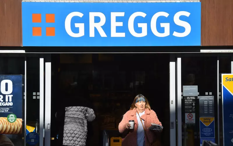 UK: Sieć piekarni Greggs się powiększa i szuka pracowników