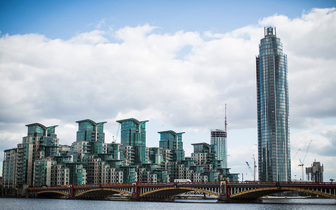 The London skyscraper that is a stark symbol of the housing crisis