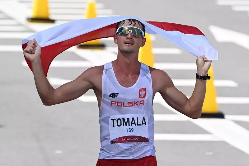Athletics-Poland's Tomala wins gold after switch to 50km walk