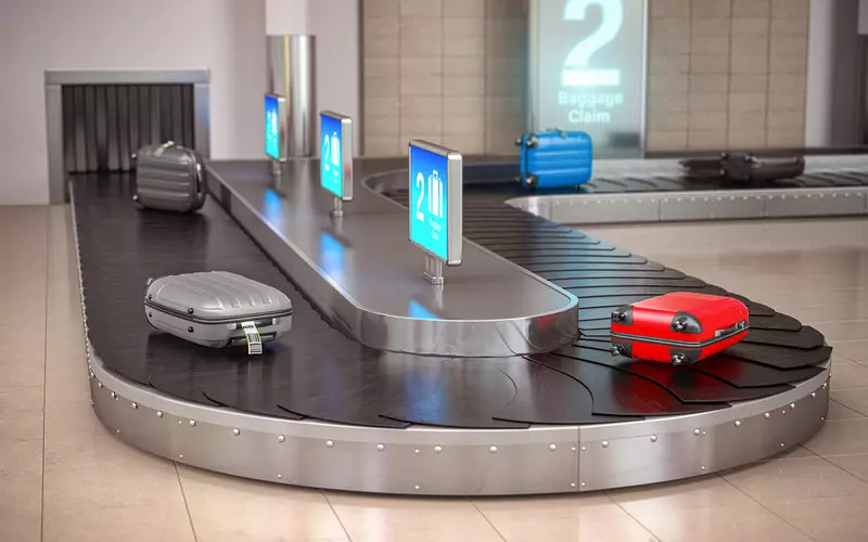 Anglia: Pasażer próbował dostać się na lot do Polski przez taśmę bagażową