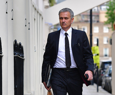 Jose Mourinho oficjalnie trenerem Manchesteru United