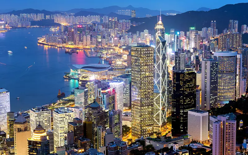 Brytyjskie media: Chiny wysyłają szpiegów poprzez program wizowy dla Hongkończyków
