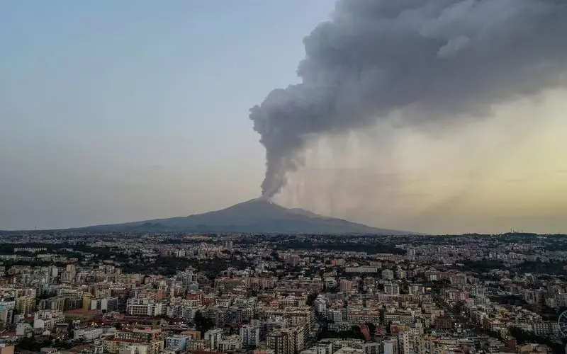 Italy: Mount Etna has grown by 37 meters