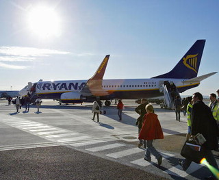 Nowe bazy i więcej połączeń Ryanair 