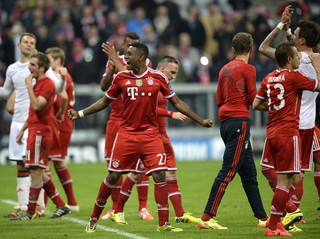 Bayern Munich ease into Champions League semis