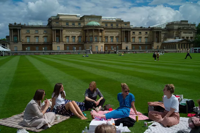 Piknik w ogrodach pałacu Buckingham? Rekordowo niskie oceny na TripAdvisor