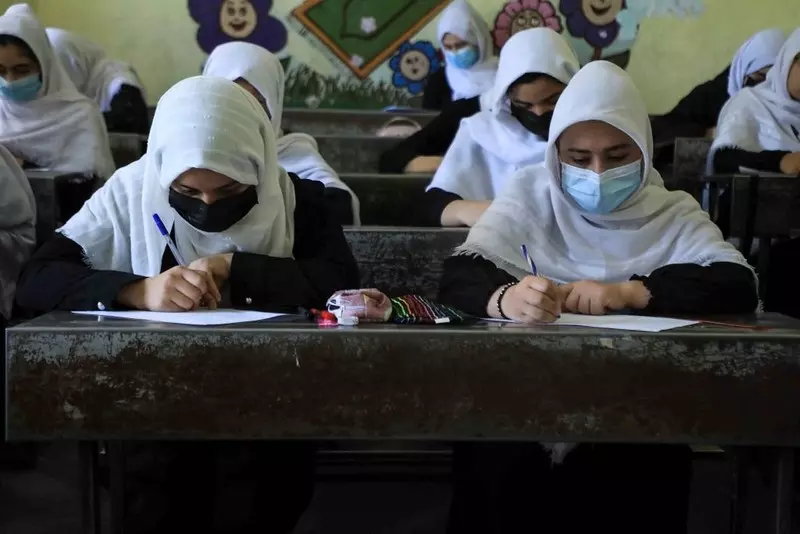 Rzecznik talibów w Sky News: Kobiety w Afganistanie będą mogły się uczyć i pracować