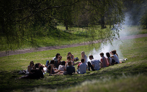 Londyński park bardziej zanieczyszczony niż centrum miasta. Winni grillowicze