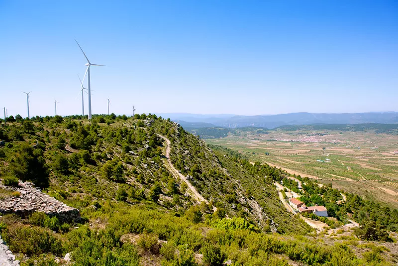 Hiszpańska gmina ma najczystsze niebo w kraju po przejściu na energię odnawialną 