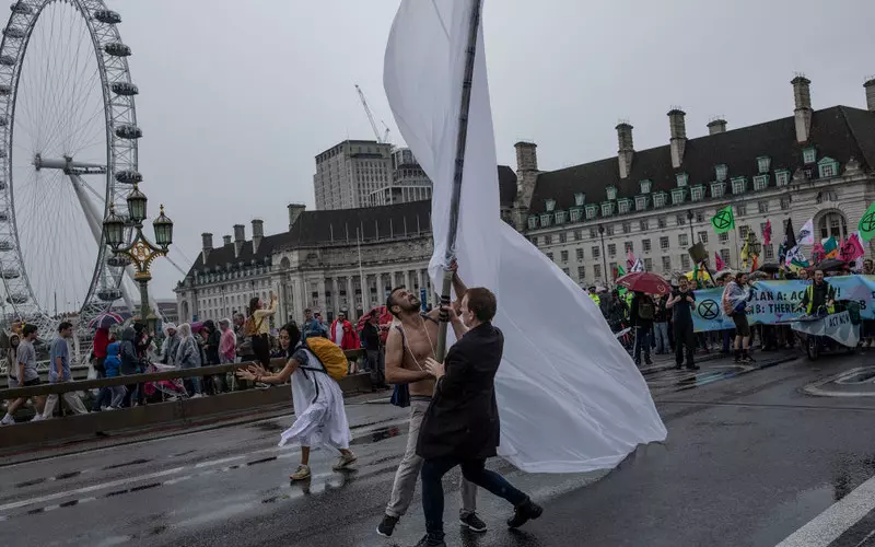 Protesty Extinction Rebellion w Londynie kosztowały ponad 50 mln funtów