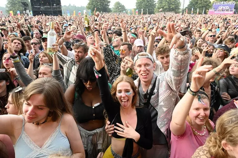 Tysiące zakażonych po festiwalach w Wielkiej Brytanii