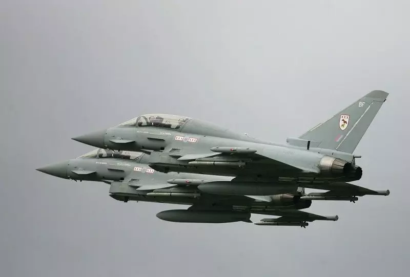 Brytyjskie lotnictwo "gotowe" do nalotów na tzw. Państwo Islamskie