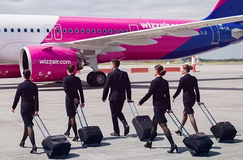 Wizz Air wprowadzi obowiązkowe szczepienia na Covid-19 dla załóg
