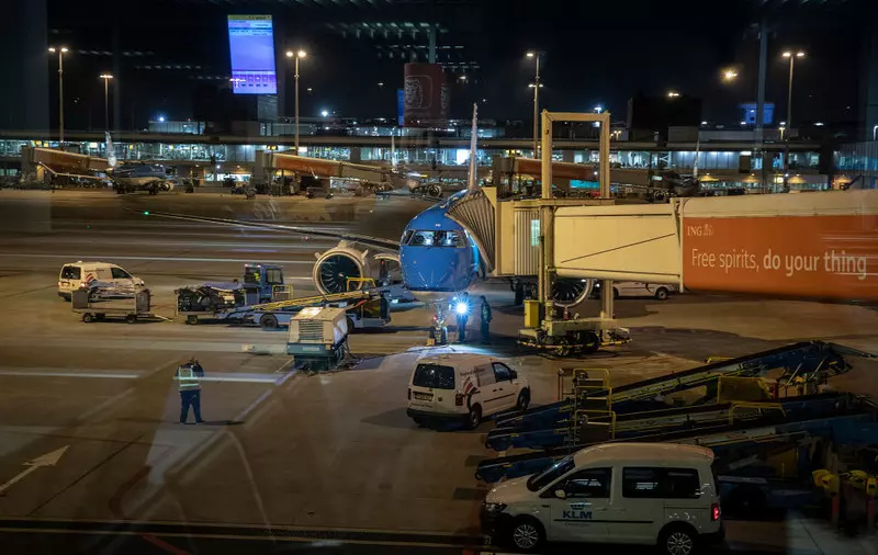 The Netherlands: KLM is asking pilots to help load the luggage onto the planes
