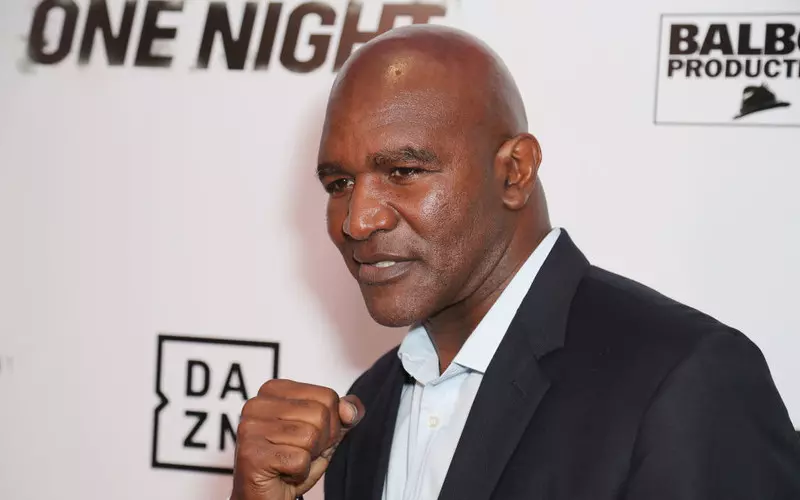 Former world heavyweight champion Holyfield returns to the boxing ring