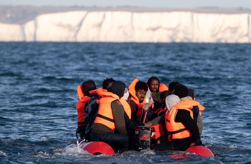 French ministry: We will not give in to the UK's blackmail on illegal migration