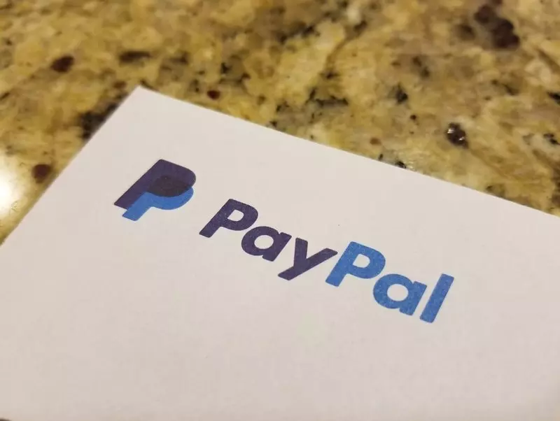 PayPal podnosi opłaty za transakcje pomiędzy Wielką Brytanią a Europą