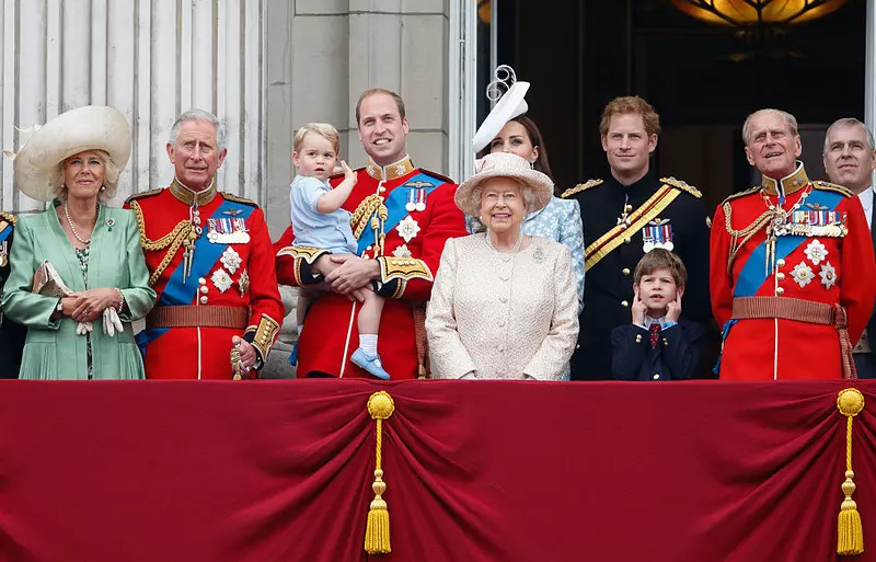 Brytyjska monarchia "może przestać istnieć w ciągu dwóch pokoleń"