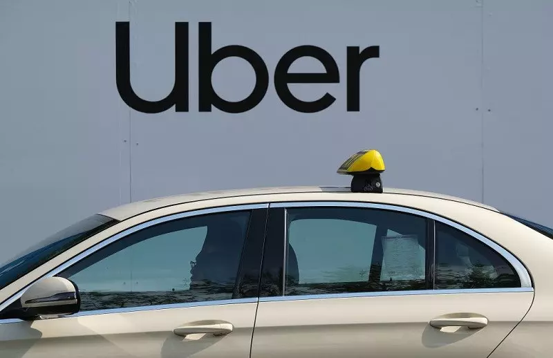 Sąd w Holandii: Uber musi zatrudnić swoich kierowców