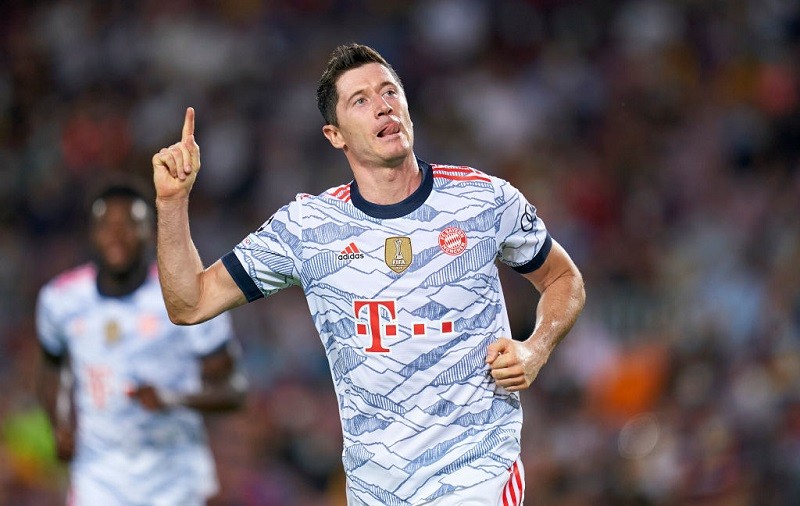 LM: Bayern rozbił Barcelonę. Dwa gole Lewandowskiego