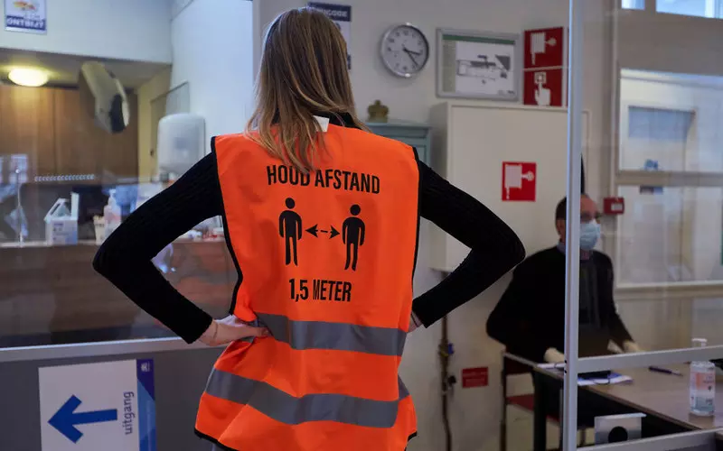 Netherlands: We bear the 1.5 meter requirement
