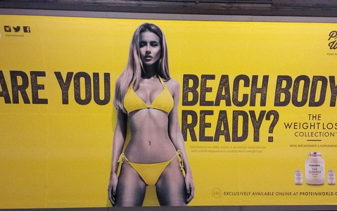 Sadiq Khan: "W metrze nie będzie już reklam piętnujących ciało"