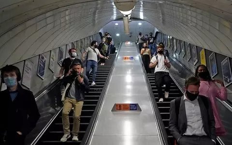 Falls on Tube escalators rise as Londoners fear catching Covid if they hold onto hand rails