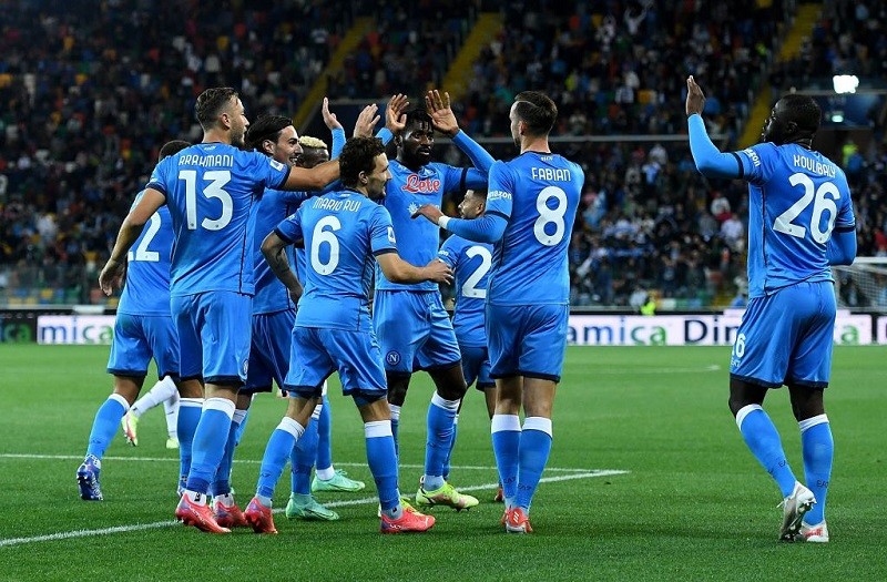 Napoli miażdży Udinese. Zespół Zielińskiego liderem Serie A