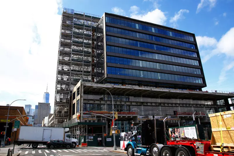 "NYT": Google kupi w Nowym Jorku biurowiec za 2,1 mld dolarów