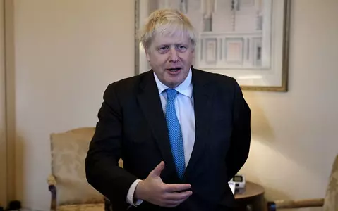 Boris Johnson to France: Prenez un grip