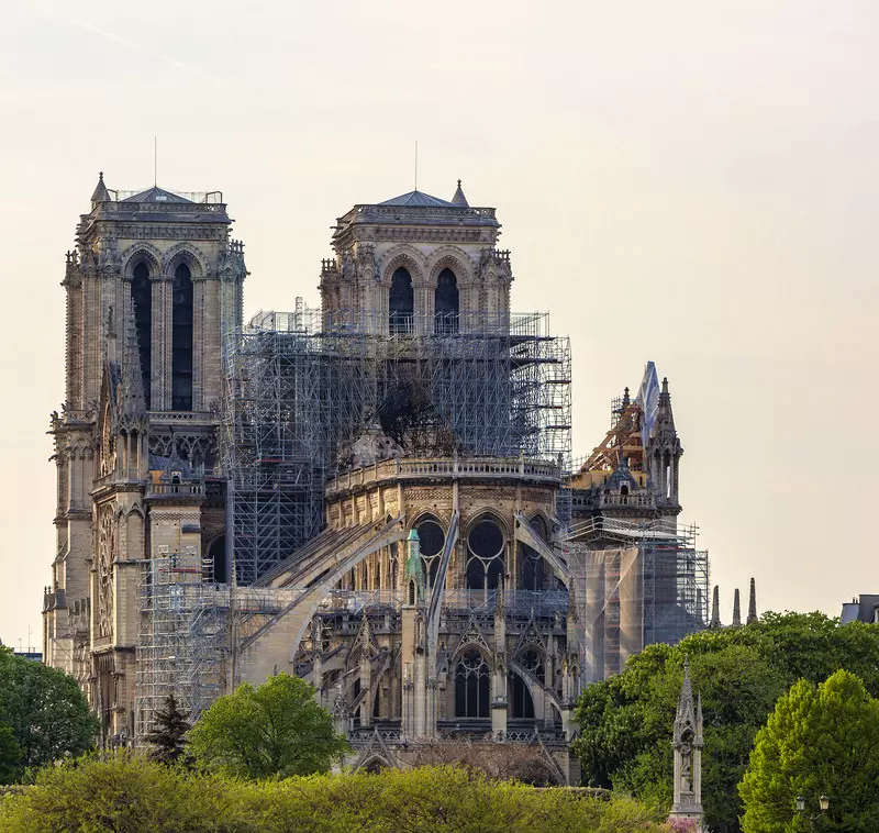 Polka pracująca przy odbudowie katedry Notre Dame: "Efekt naszej pracy cieszy"