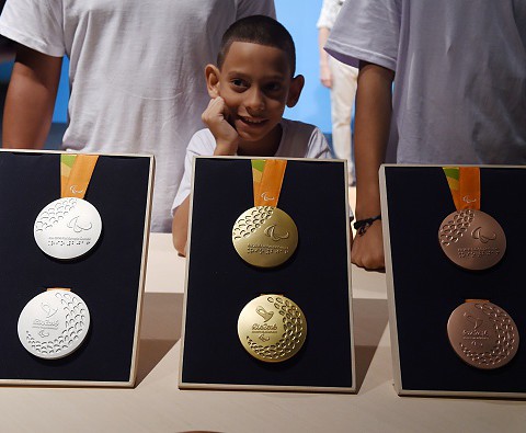 Medale olimpijskie odzwierciedlają związek natury ze sportem