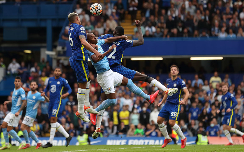 English Premier League: Manchester City win, United defeated