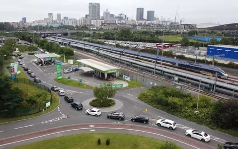 UK motorists face queues and closures at petrol stations