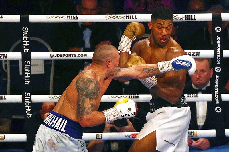 Londyn: Usyk rozbił Joshuę i został nowym królem wagi ciężkiej