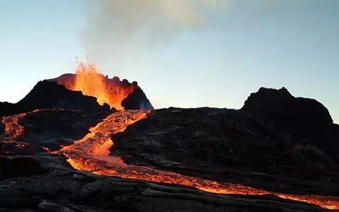 "This is a conspiracy." "Volcano deniers" appeared in Spain