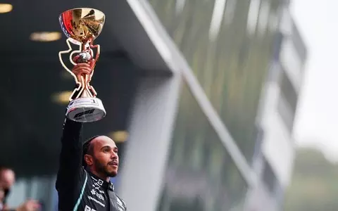 F1 Russian Grand Prix: Hamilton claims 100th win